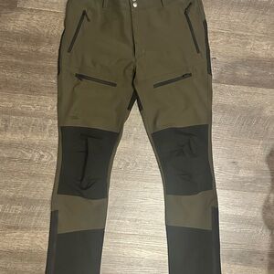 Arrak Outdoor Pants Euro 42 / US Large